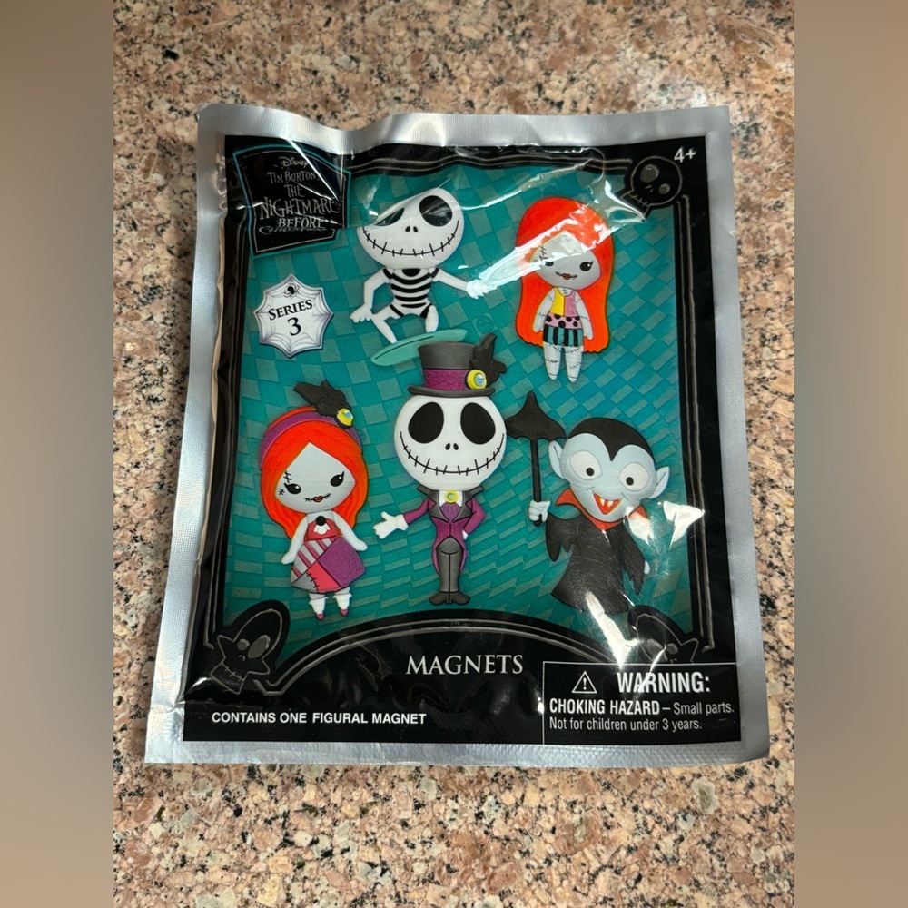 The Nightmare Before Christmas Series 3 Blind Bag Figural Magnet NEW